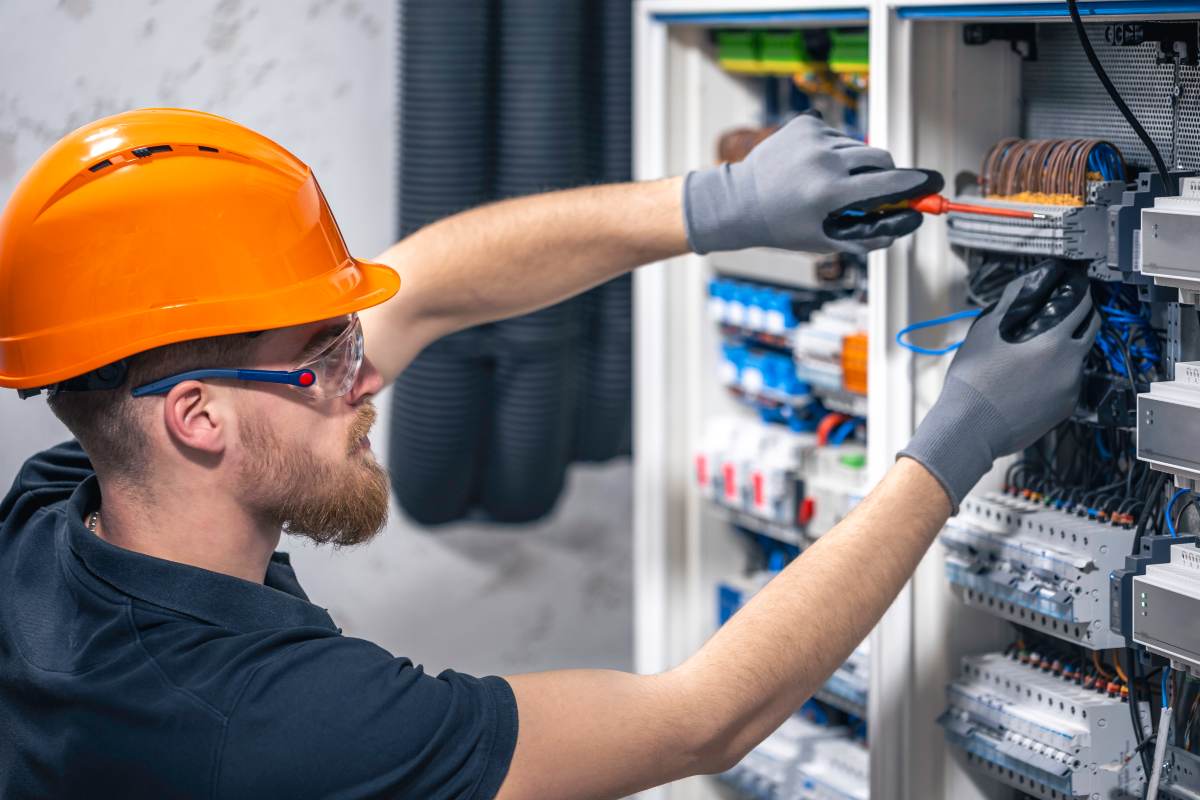 Residential vs. Commercial Electrical Work 1